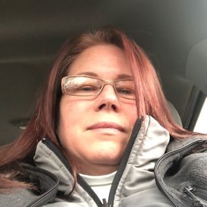 Meet your Posher, Alicia